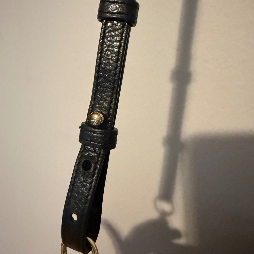 Tory Burch Amanda Black Pebbled Leather Gold Logo Crossbody Bag Purse designer - Picture 3 of 6